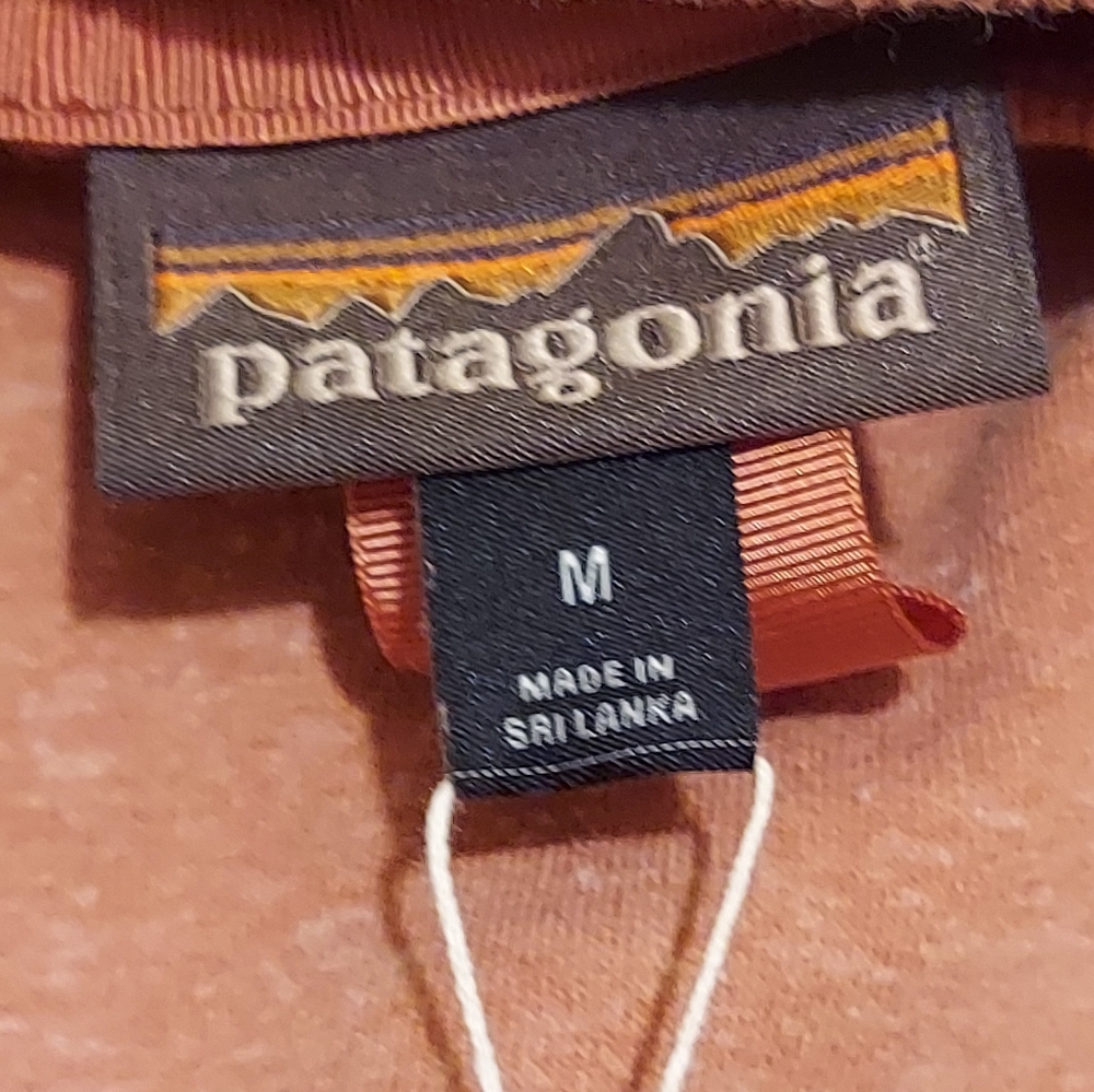 Women's Patagonia Hemp Pullover Sweatshirt NWT Size Medium Red Orange Rust NEW - Picture 3 of 3